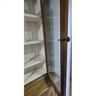 Antiker Küchenschrank