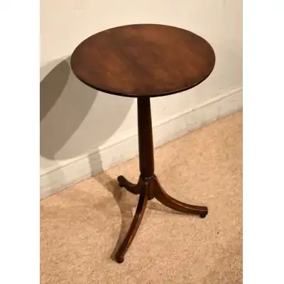 Antiker Beistelltisch