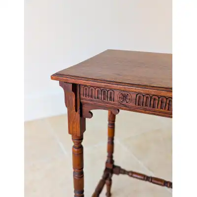 Antike Beistelltisch