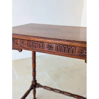 Antike Beistelltisch