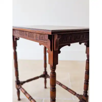 Antike Beistelltisch