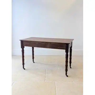 Englischer Schreibtisch