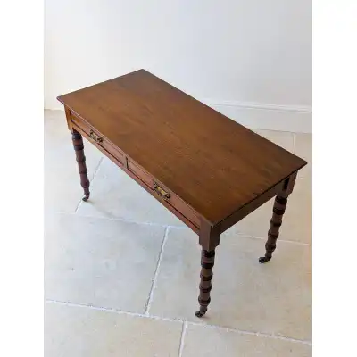 Englischer Schreibtisch