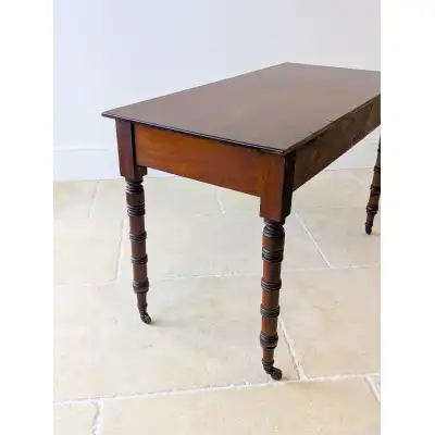 Englischer Schreibtisch