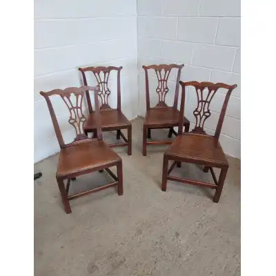 Antike Esszimmerstühle