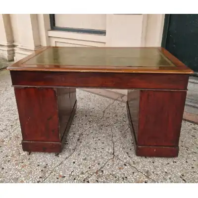 Mahagoni Schreibtisch