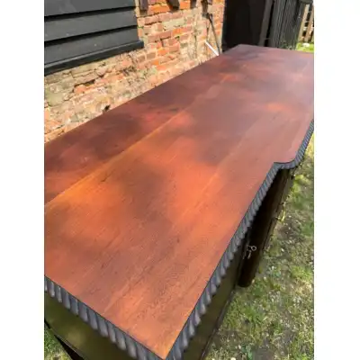 Sideboard Mahagoni Antik – Elegantes englisches Möbelstück