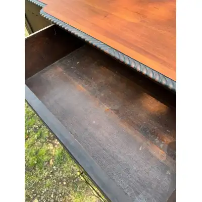 Sideboard Mahagoni Antik – Elegantes englisches Möbelstück