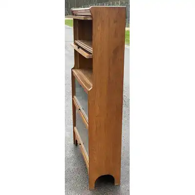 Globe Wernicke Regal