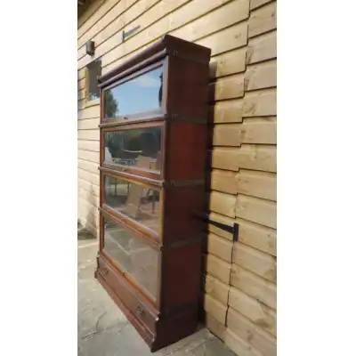 Globe Wernicke Antik 