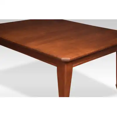 Antiker Esstisch Nussbaum mit eleganten Proportionen