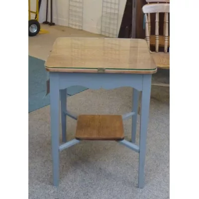 Eichen Beistelltisch von ca. 1920 im Vintagestil