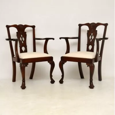 Ein Paar antike Mahagoni Chippendale Schnitzerlehnsessel von ca. 1890