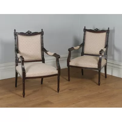 Französische antike Sessel aus Nussbaumholz, Stil Louis XVI, original von ca. 1880