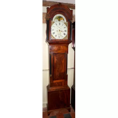 Mahagoni Standuhr mit Mond Zifferblatt aus dem frühen 19.JH