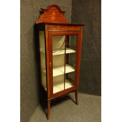 Vitrine mit eingelegtem Mahagoni von ca. 1910