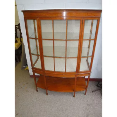 Original Edwardian Satinowood Vitrine von "Maple & Co" von ca. 1900
