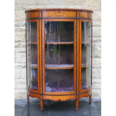 Ausgezeichnete Edwardian Marketery Intarsien Satinwood Demi Lune Vitrine von ca. 1900