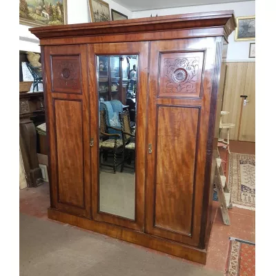 Antiker Edwardian Kleiderschrank aus Mahagoni von ca. 1900