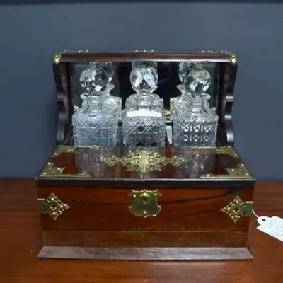 Viktorianischer antiker Palisander Flaschenhalter Tantalus Spiel Box 1850 