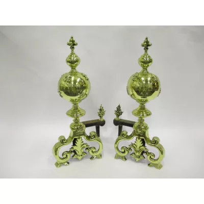 Ein Paar Fleur de Lys Andirons von ca. 1860
