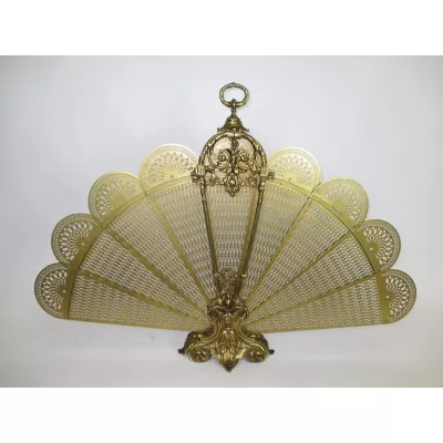 Großer Kamin Funkenschutz in Fächerform von ca. 1900