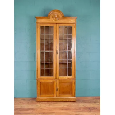 Original Arts and crafts Bücherschrank Vitrine Eiche Massivholz 1920