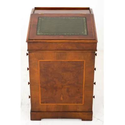 Englischer Frühviktorianischer Davenport Schreibtisch aus Walnuss, 1850