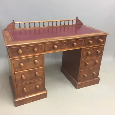Herrliches antiker Viktorianischer Mahagoni Schreibtisch, 1890