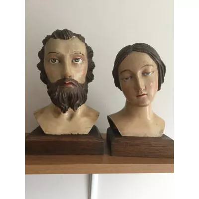 Beeindruckendes Paar italienischer, polychromer Holzbüsten von 1850, geschnitzt