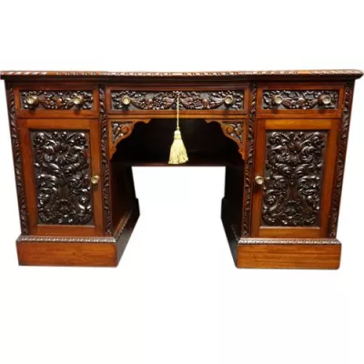 Hervorragender massiver Mahagonischreibtisch von ca. 1900