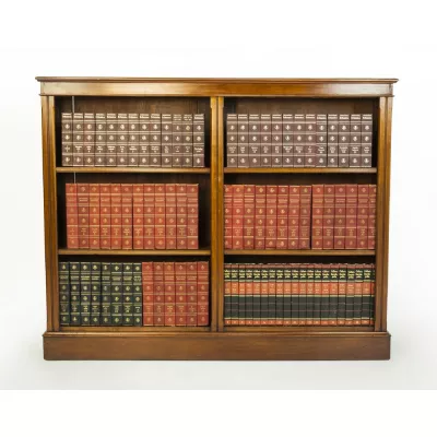 Viktorianischer offener Bücherschrank aus Nussholz von ca. 1880