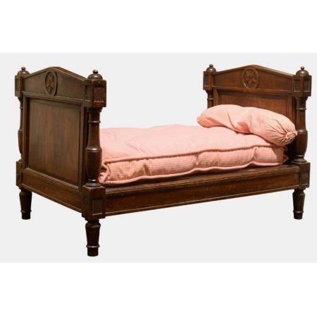 Miniatur-Bett im Directoire-Stil, frühes 19. Jahrhundert, Mahagoni