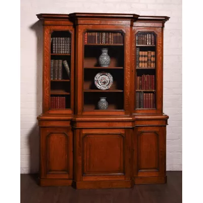 Viktorianisches Bücherschrank, dreitürig, 19. Jahrhundert, Mahagoni