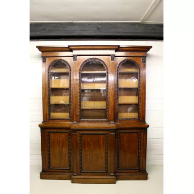 William IV Breakfront Bookcase, Mahagoni Massivholz, 19. Jahrhundert