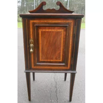 Edwardianische original antike Nachttische, 1900