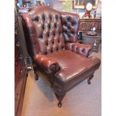 Atemberaubender Edwardian Wing Armchair, Leder mit Knöpfen