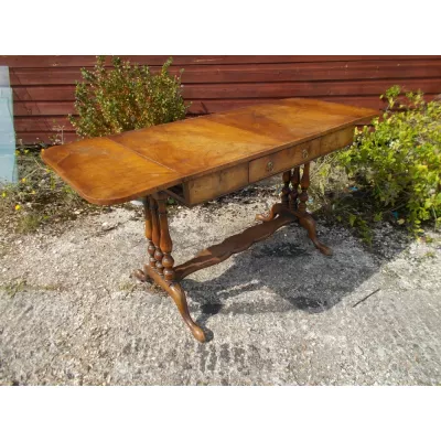 1920er Jahre Nussbaum Couch Tisch