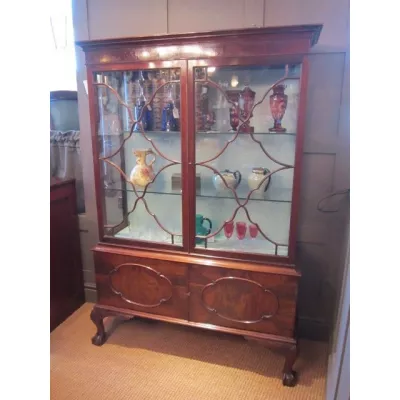 Astragal verglaste Vitrine im George III Stil von ca. 1890