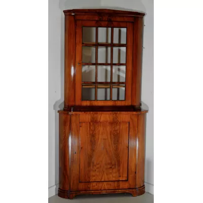 Ein zweiteiliger Eckschrank/-vitrine aus Mahagoni von ca. 1850