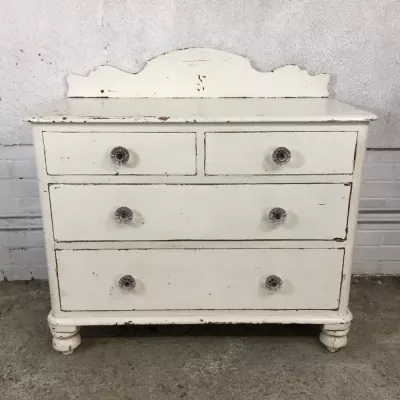 Original viktorianische lackierte Kommode aus Kiefer aus dem 19.JH