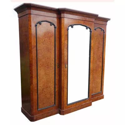 Viktorianischer Grat Nussbaum Breakfront Kleiderschrank von R Crosby & Sons, Liverpool est. 1827, aus dem 19.JH