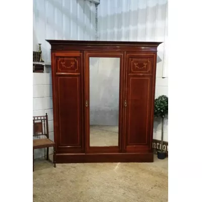 Antike edwardian eingelegter Mahagoni Dreifach Kleiderschrank von ca. 1900