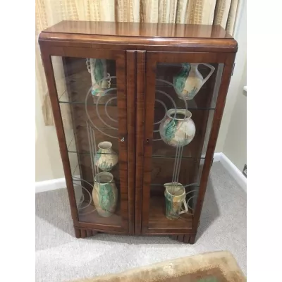Art Deco Nussbaum Vitrine Massivholz original antik 1930