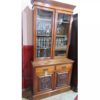 Viktorianischer Nussbaum Bücherschrank Massivholz antik englisch 1850