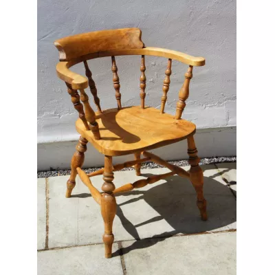 Englischer original antiker Captains Chair aus massiver heller Buche Ulme von ca. 1920