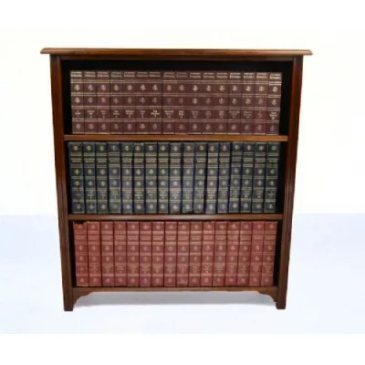 Antiker Original Englischer Viktorianischer Offener Bücherschrank aus massivem Nussbaum von ca. 1890