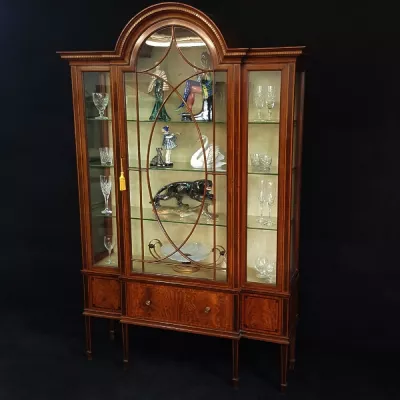 Original Englische Spätviktorianische Antike Waring & Gillow Vitrine von ca. 1900
