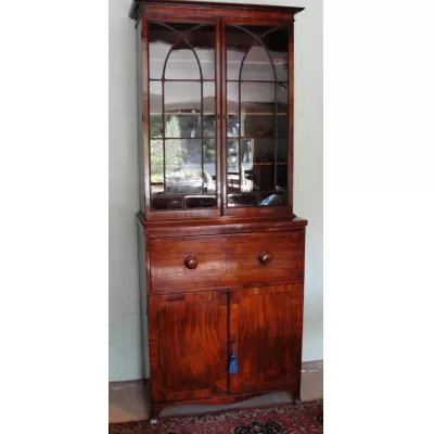 Antiker Schmaler original englischer georgischer Mahagoni Massivholz Sekretär mit Bücherregalaufsatz bureau bookcase um 1810