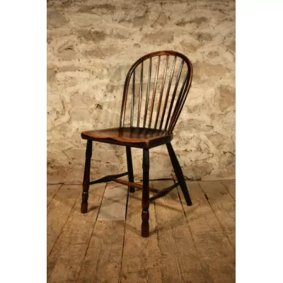 Antiker original englisch stickback Stuhl aus massiver Esche und Ulme aus dem 1850